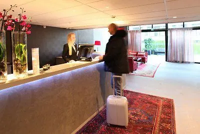 שטוקהולם Biz Apartment Gaerdet מלון דירות